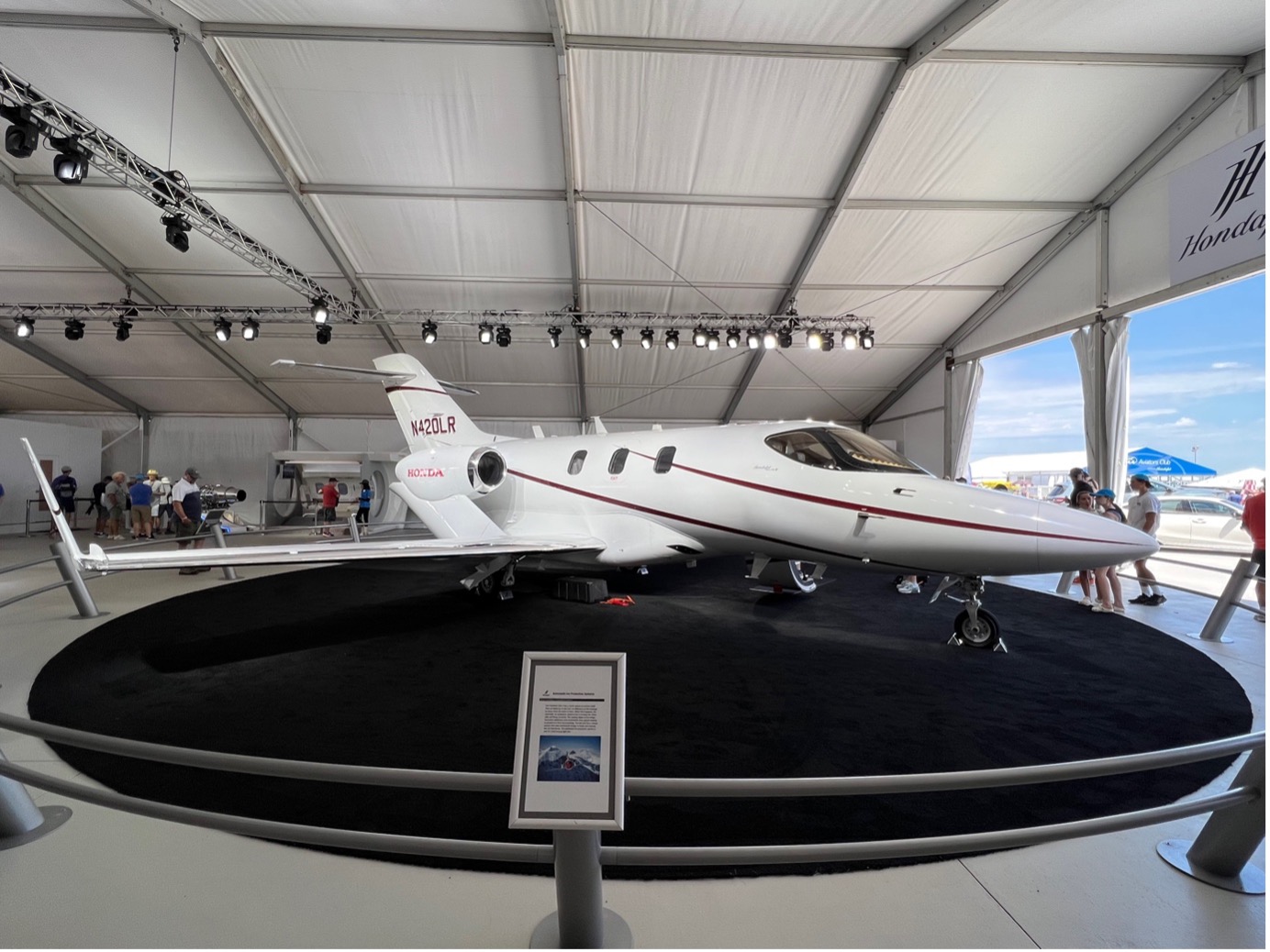 Honda HA-420 HondaJet Elite II at 2023 EAA AirVenture Oshkosh, Wittman Regional Airport