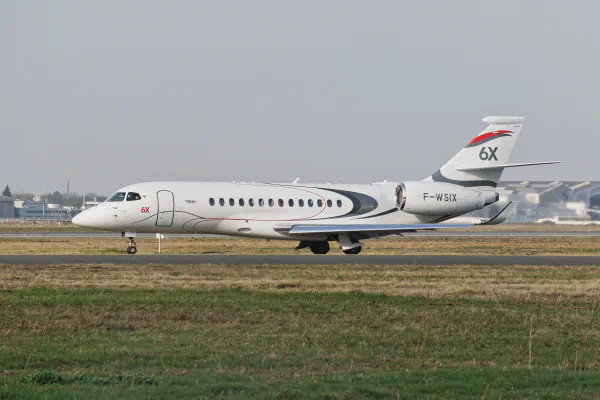 Falcon 6X on test at Bordeaux-Mérignac airport