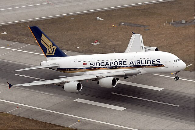 Singapore Airlines Airbus A380 (9V-SKJ) takes off at Zurich Airport.