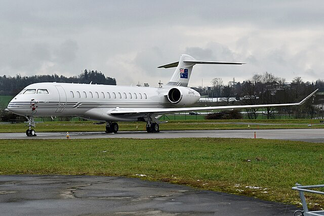 Private Bombardier Global 7500.