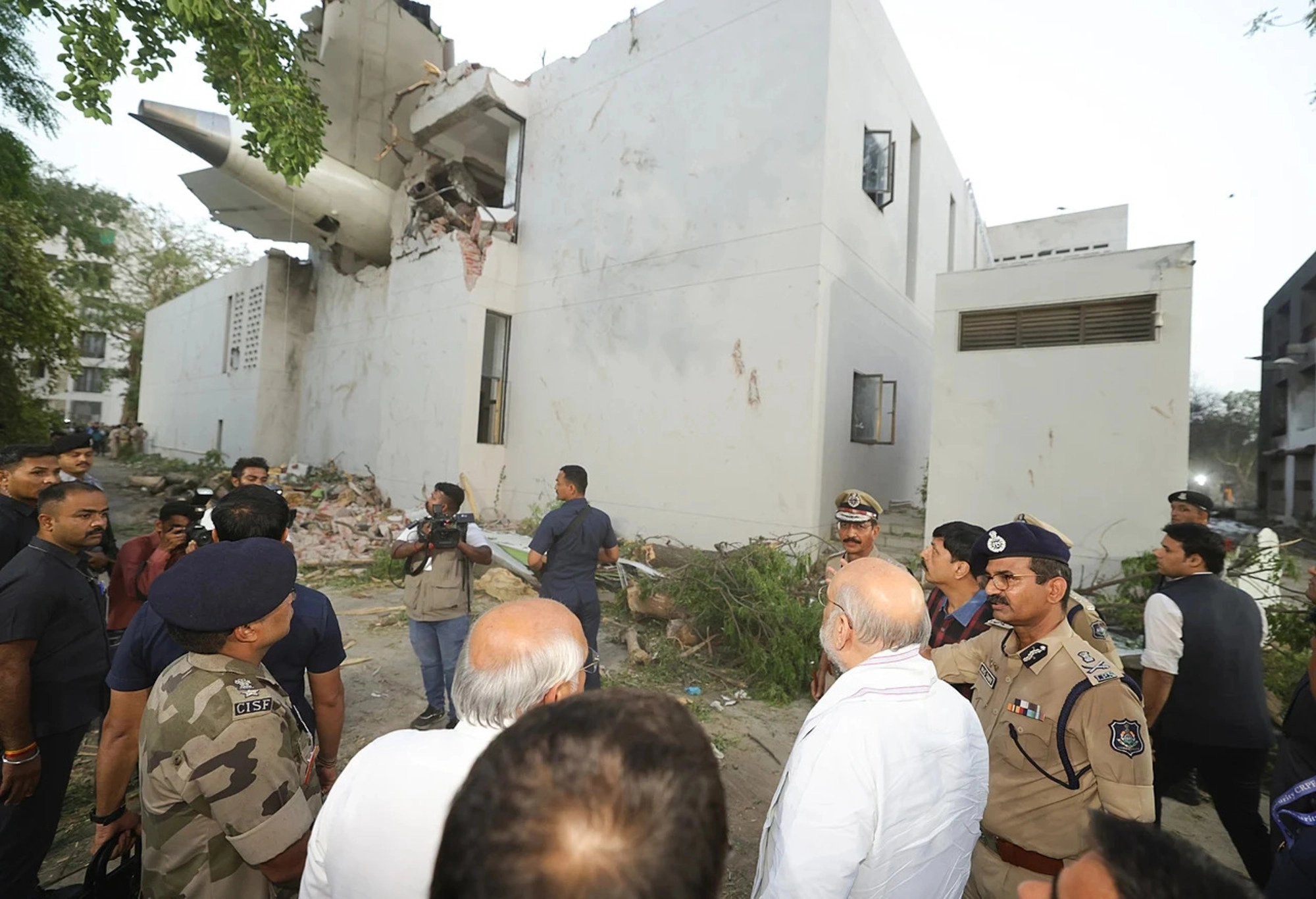 Shri Amit Shah visits the crash site of Air India Flight 171.