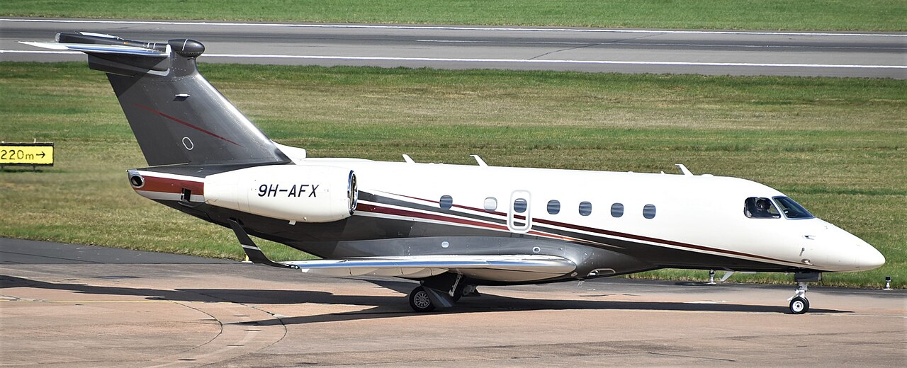 Embraer EMB-550