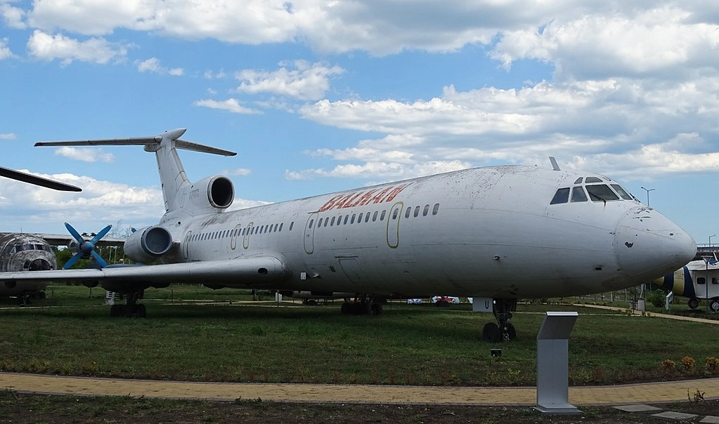 Balkan - Bulgarian Airlines Tupolev Tu-154B-2 LZ-BTU