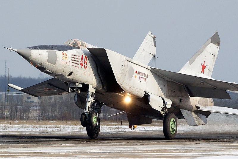 MiG-25 taking off